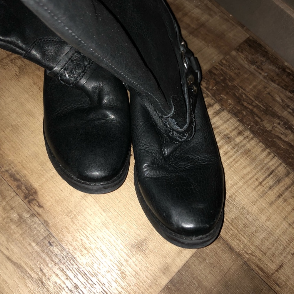 Knee boots - Picture 4 of 4